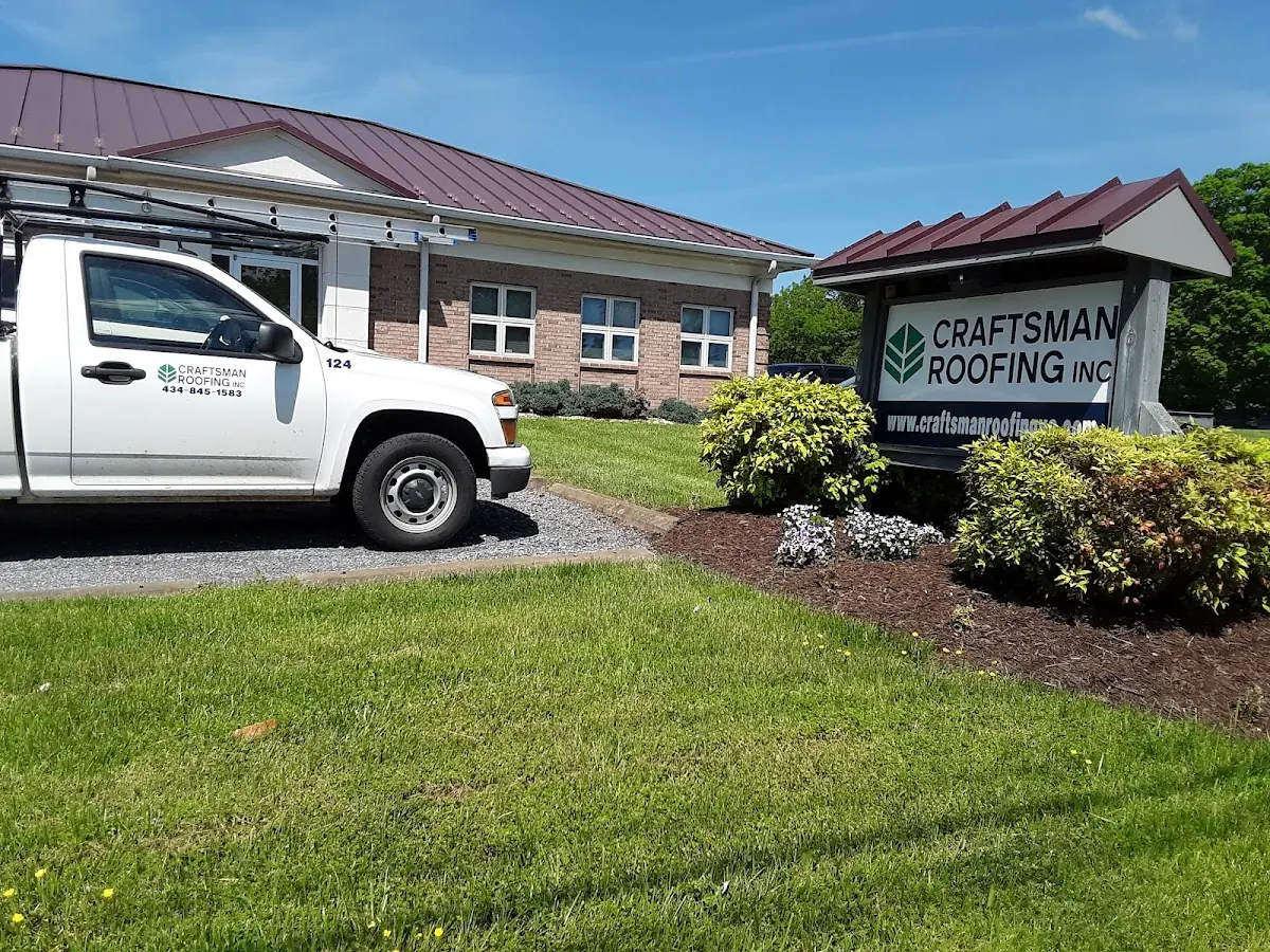 Quality Roof Replacement by experienced craftsmen in Harvard Heights